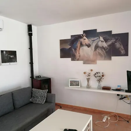 Private Pool Retreat بيت للعطل Almogía